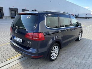 VOLKSWAGEN SHARAN 2.0 CR TDI Highline DSG [7 személy]