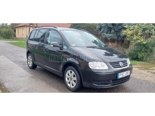 VOLKSWAGEN TOURAN 1.6 Conceptline