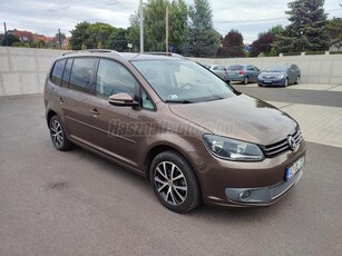 VOLKSWAGEN TOURAN 1.6 CR TDI Comfortline DESIGN. NAVI. RADAR. ÚJ PORLASZTÓK