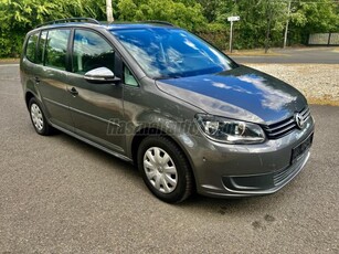 VOLKSWAGEN TOURAN 1.6 CR TDI Comfortline Normál Állapot-Garantált Km-Szervizkönyv