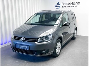 VOLKSWAGEN TOURAN 1.6 CR TDI Comfortline 'PANORÁMA - SZERVIZKÖNYV - KAMERA - RADAR'