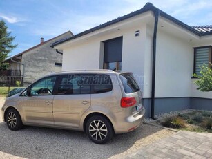 VOLKSWAGEN TOURAN 1.6 CR TDI Highline DSG