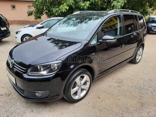 VOLKSWAGEN TOURAN 1.6 CR TDI Highline WEBASTO ÁLLÓFÜTÉS! ÖNBEPARKOLÓ RENDSZER! ÚJ GUMIK! 114. 000 KM!