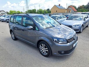 VOLKSWAGEN TOURAN 1.6 CR TDI Trendline [7 személy] TEMPOMAT.DIGITKLÍMA.ÜLÉSFŰTÉS.TOLATÓRADAR.ALU