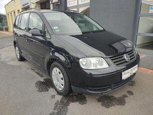 VOLKSWAGEN TOURAN 1.6 Trendline