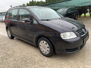 VOLKSWAGEN TOURAN 1.6 Trendline