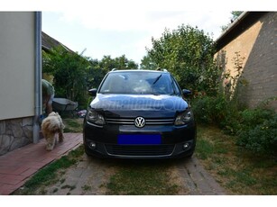 VOLKSWAGEN TOURAN 2.0 CR TDI Highline [7 személy]