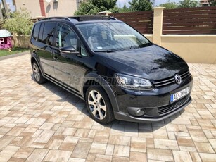 VOLKSWAGEN TOURAN 2.0 CR TDI Highline DSG Cross