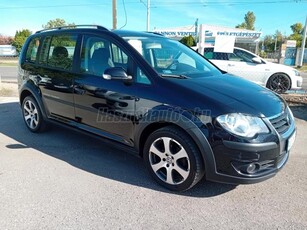 VOLKSWAGEN TOURAN 2.0 PD TDI Highline Cross edition.Facelift