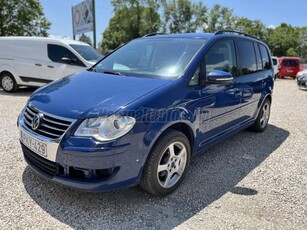 VOLKSWAGEN TOURAN 2.0 PD TDI Trendline Family NAVI.KLIMA.VH.10X LÉGZSÁK