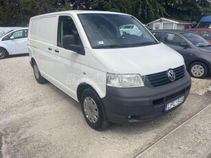 VOLKSWAGEN TRANSPORTER 1.9 TDI Magyarországi első forgalombahelyezés