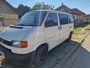 VOLKSWAGEN TRANSPORTER Caravelle 2.4 7DK 2F2