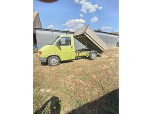 VOLKSWAGEN TRANSPORTER T4 2.4 70E 1F2 F