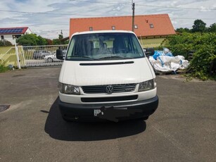 VOLKSWAGEN TRANSPORTER T4 2.5 7DB 1T2 70X02A