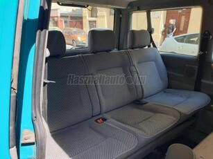 VOLKSWAGEN TRANSPORTER T4 Caravelle 2.4 GL (8 személyes ) 70C 3F5 8