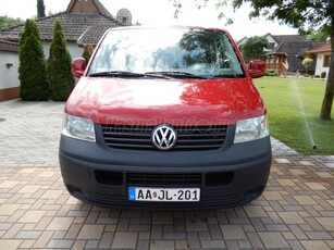 VOLKSWAGEN TRANSPORTER T5 1.9 TDI ORIGINÁL 237.000KM. KLÍMA.MEGKÍMÉLT.VONÓHOROG.AZONNAL ELVIHETŐ