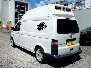 VOLKSWAGEN TRANSPORTER T5 2.5 TDI Mikrobusz