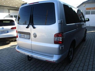 VOLKSWAGEN TRANSPORTER T5 Caravelle 2.0 CR TDI Comfortline Gyári sérülésmentes.Friss azerviz