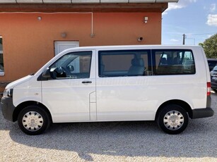 VOLKSWAGEN TRANSPORTER T5 Mikrobusz 2.0 CR TDI BlueMotion (9 személyes ) KLÍMA!HIFI!9 SZEMÉLYES!VÉGIG SZERVIZELVE!