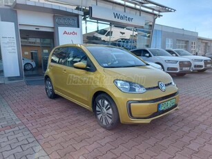 VOLKSWAGEN UP e-Up! Magyarországi. vezetett szervizkönyv