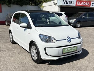 VOLKSWAGEN UP e-Up! Napfénytető Tempomat Ülésfűtés Navi Digitklíma Tolatóradar