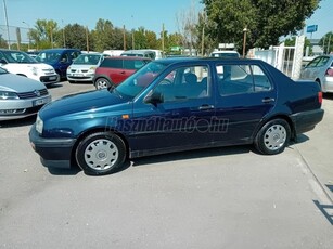 VOLKSWAGEN VENTO 1.4 CL Végig Magyar 15 éve 1 Tulajnál 186786km!!!vezérlés cserélve.új akkumulátor