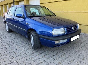 VOLKSWAGEN VENTO 1.6 CL