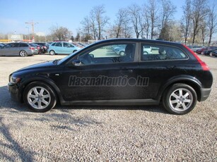 VOLVO C30 1.6 D DRIVe VEZ.SZERVÍZKÖNYV!ROZSDAMENTES!DIGITKLIMA!