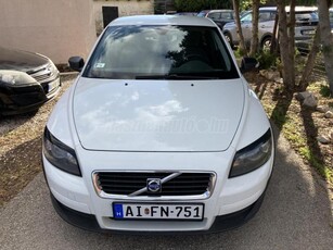 VOLVO C30 1.6 Summum FRISS MŰSZAKI! JÓ ÁLLAPOT! VALÓS Km. !!