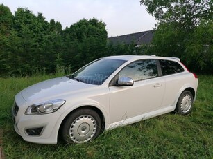 VOLVO C30 2.0 R-Design