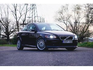 VOLVO C30 2.5 T5 Summum R-Design / napfénytető