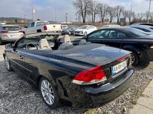 VOLVO C70 2.4 Momentum 156.000 km. Friss műszaki