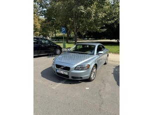 VOLVO C70 2.4 Summum