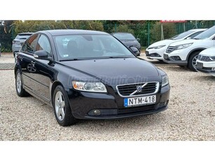 VOLVO S40 1.6 D DRIVe Momentum 16 ALU-T.RADAR-TEMPOMAT-FÉL BŐR-KLIMA-EL.TÜKÖR BEHAJTÁS-230eKm