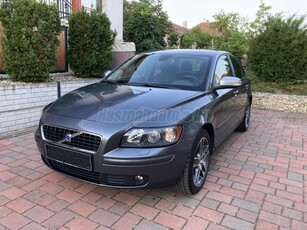 VOLVO S40 1.6 Momentum