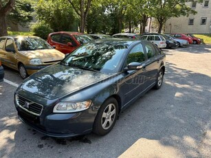 VOLVO S40 1.6 Momentum