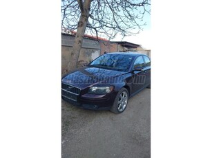 VOLVO S40 2.0 D