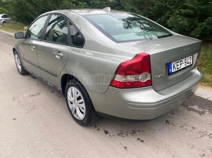 VOLVO S40 2.0 D Kinetic magyarországi. leinformálható