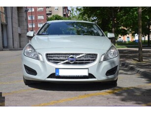 VOLVO S60 1.6 D DRIVe Kinetic