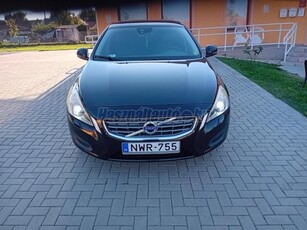 VOLVO S60 1.6 D DRIVe Kinetic