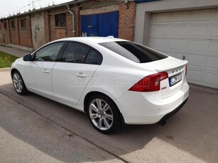 VOLVO S60 1.6 D DRIVe Momentum