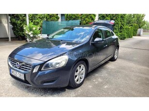 VOLVO S60 2.0 D [D3]