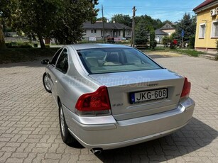 VOLVO S60 2.0 T Kinetic