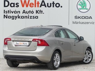 VOLVO S60 2.4 D [D5] AWD Summum Geartronic 170e.km!