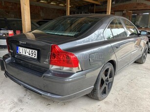 VOLVO S60 2.5 R