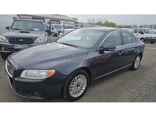 VOLVO S80 2.4 D [D5] Momentum Geartronic