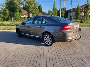 VOLVO S80 2.4 D [D5] Momentum Geartronic