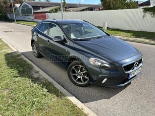 VOLVO V40 1.5 [T3] Ocean Race Geartronic Magyarországi. keveset futott. megkímélt