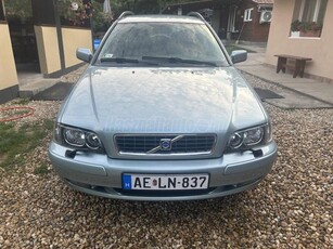 VOLVO V40 1.9 D Classic (Limited) Plus