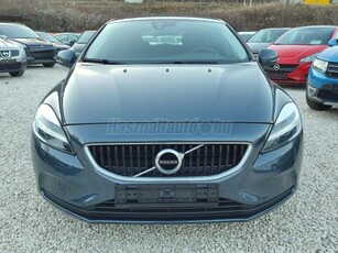 VOLVO V40 2.0 D [D2] Momentum SZERVIZKÖNYV-FRISS MŰSZAKI-NAVIGÁCIÓ-KAMERA-RADAR-ÜLÉSFŰTÉS!